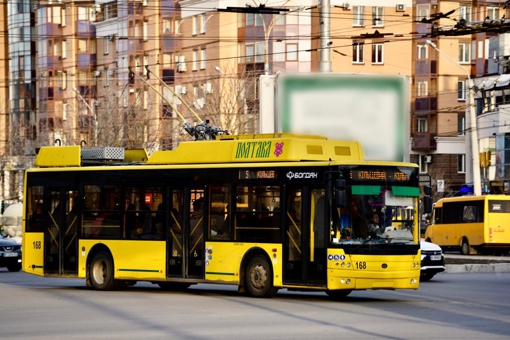 На Полтавщині курсуватимуть тролейбуси за графіками