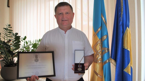 Головний лікар Полтавської обласної лікарні отримав відзнаку від Президента України