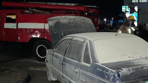 У Полтавській області на автозаправці горів автомобіль: є поранений