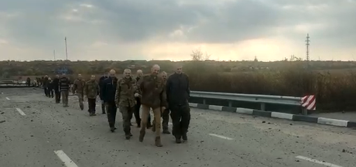 До України з полону повернули 52 захисники, серед них оборонці Маріуполя. ВІДЕО