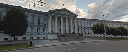 На охорону будівель Полтавського міськвиконкому оголосили тендер на 2,6 млн грн