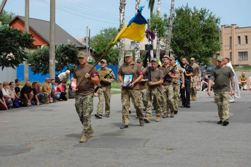 На Полтавщині попрощалися із молодшим сержантом Сергієм Середою