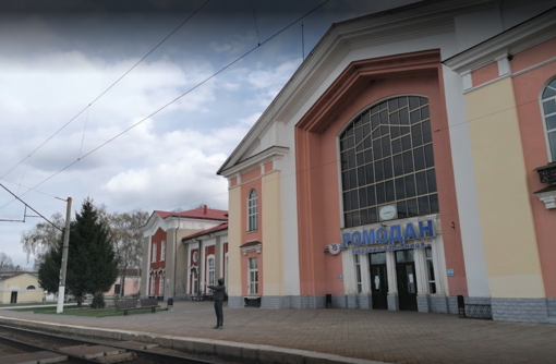 На залізничній станції на Полтавщині потяг на смерть збив чоловіка