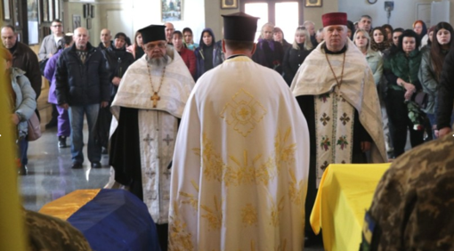 У Полтаві попрощалися із солдатами Володимиром Кіпричем та Іваном Несеном