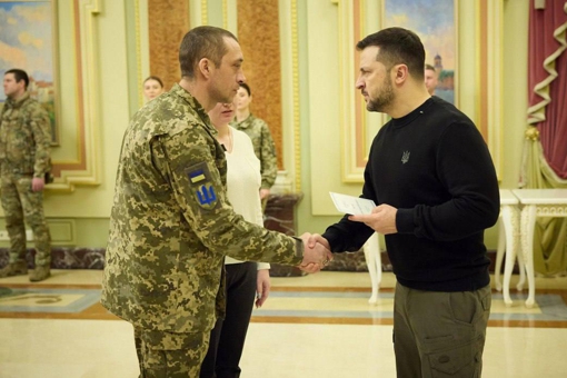 Герої України з Полтавщини та рідні полеглих воїнів отримали сертифікати на квартири