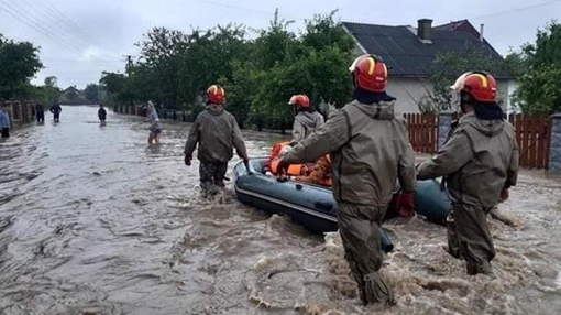У Полтавській області оголосили червоний рівень небезпечності через паводки