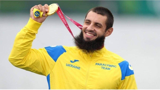 Паралімпієць з Полтавщини продав свою медаль за майже мільйон гривень, щоб допомогти ЗСУ
