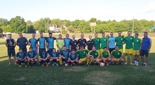 На Полтавщині відбувся благодійний футбольний матч на підтримку ЗСУ