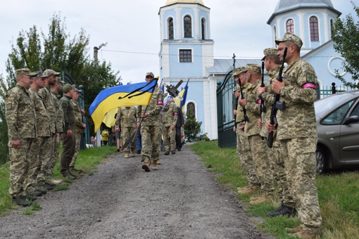 У Полтавській області попрощалися із 24-річним військовим Сергієм Лукашем
