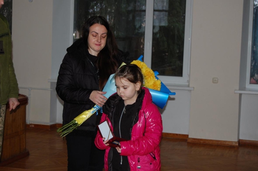 У Полтавській області рідним загиблого бійця Олександра Назарка передали орден "За мужність"