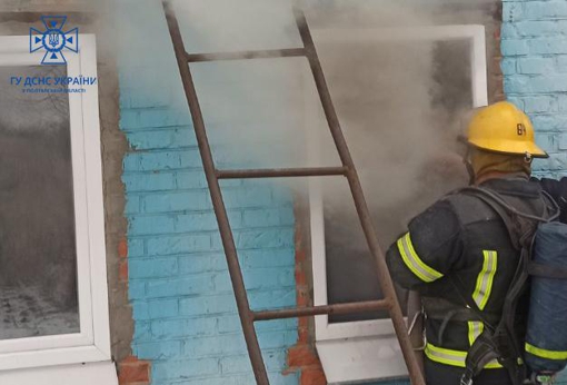 На Полтавщині внаслідок пожежі в будинку 37-річний чоловік отримав опіки