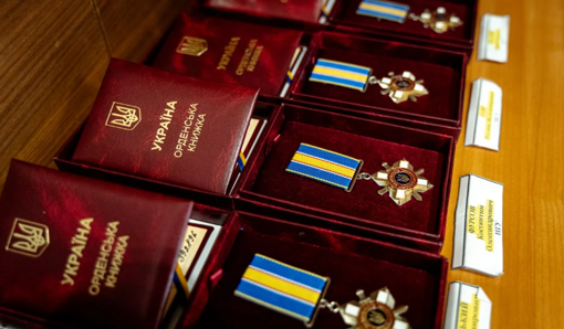 На Полтавщині рідним сімох загиблих нацгвардійців  вручили державні нагороди