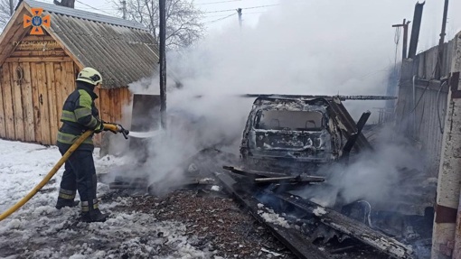 На Полтавщині під час пожежі згорів автомобіль