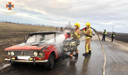 На Полтавщині згорів повністю легковий автомобіль