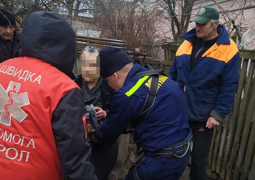На Полтавщині жінка впала у 15-метровий колодязь