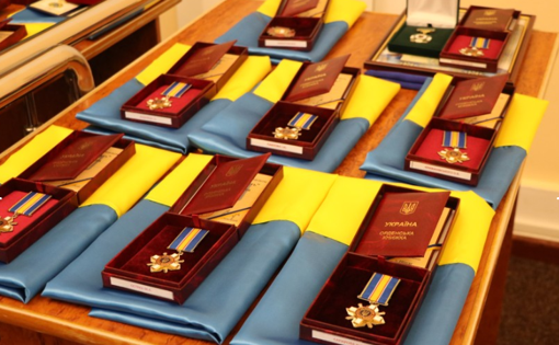 У Полтаві військовослужбовцям та їх родинам вручили державні нагороди