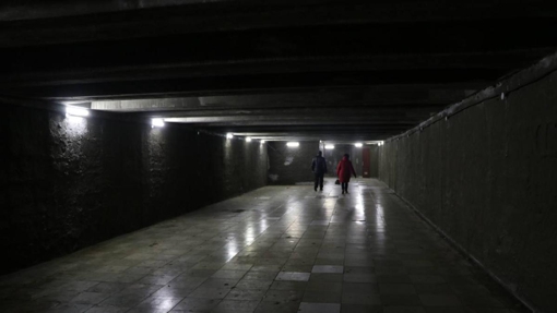 В одному з підземних переходів Полтави невідомі розібрали систему освітлення