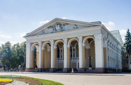 Полтавський театр опублікував афішу на листопад
