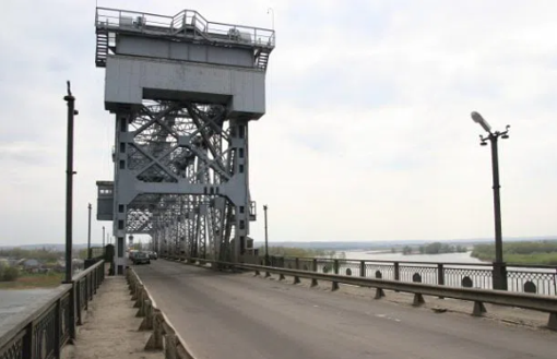 У Полтавській області обмежать рух мостом через Дніпро