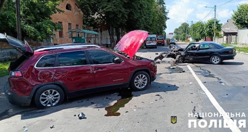 У Полтавській області зіткнулися легковики: троє людей зазнали поранень