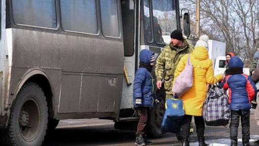 Полтавщина очікує на прибуття ще 12 тисяч переселенців з Донеччини: їх забезпечать житлом та усім необхідним