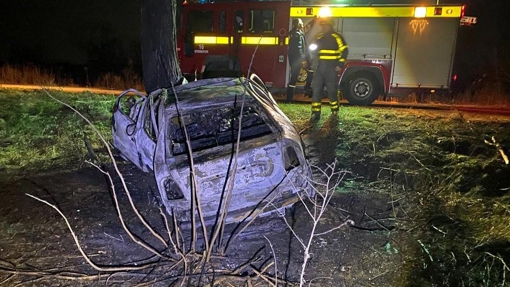 Під час ДТП у Кременчуцькому районі живцем згоріли 17-річна дівчина та двоє чоловіків 19 та 22 років