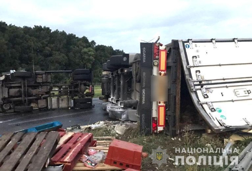 На Полтавщині сталася ДТП: зіткнулися дві вантажівки