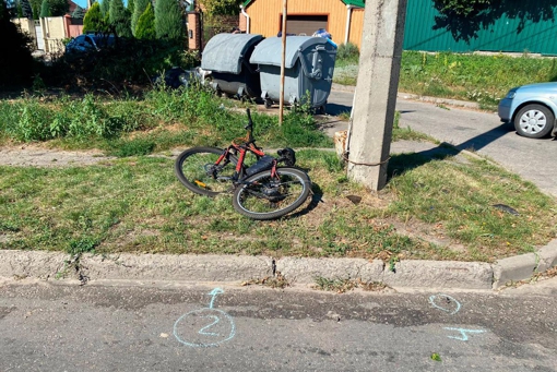 У Полтаві легковик збив 52-річну велосипедистку