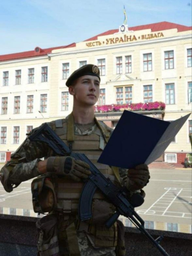 «Командир взводу… Ти уявляєш?» — історія життя і подвигу Володимира Афанасьєва