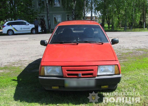На Полтавщині легковик заднім ходом наїхав на пенсіонерку: водія автомобіля засудили до умовного терміну