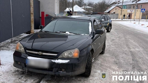 На Полтавщині 33-річного чоловіка підозрюють у викраденні автомобіля