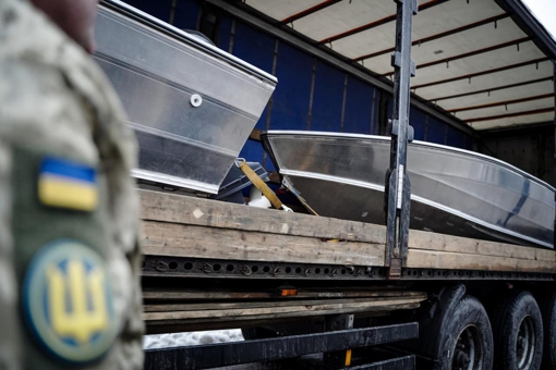 Від Полтавщини військовим передали три нові моторні човни