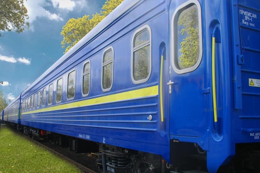 Крюківський вагонобудівний завод підписав угоду на постачання сотні пасажирських вагонів "Укрзалізниці"