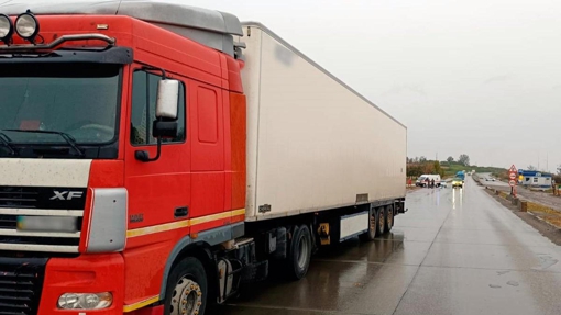 На Полтавщині вантажівка на смерть збила пенсіонера