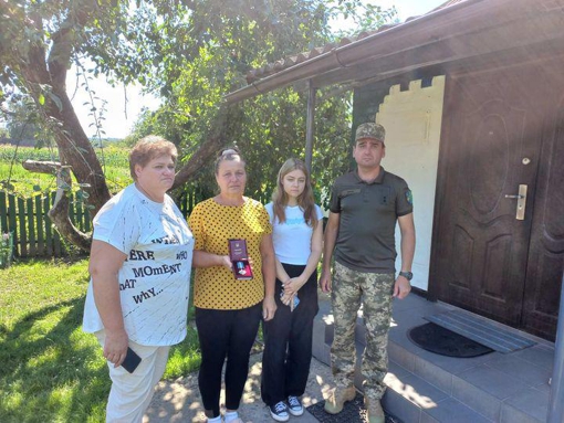 У Полтавській області матері загиблого воїна передали його державну відзнаку