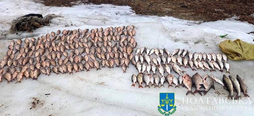 У Полтавській області судитимуть чоловіка, який незаконно наловив риби на понад 1,4 млн грн