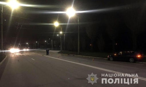 На Полтавщині легковик врізався в електроопору: одна особа зазнала поранень