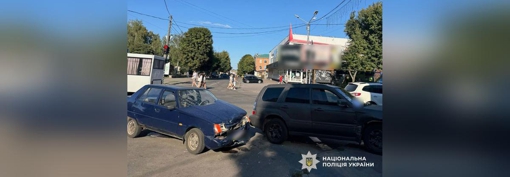 На Полтавщині зіткнулися автомобілі: жінка отримала поранення. ВІДЕО