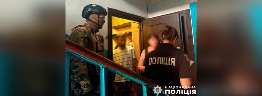 На Полтавщині жінка із сином замовила побиття чоловіка, з яким був конфлікт