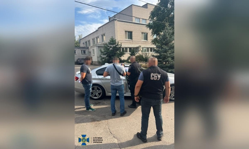 Член ВЛК Полтавщини допомагав військовозобов'язаним за гроші уникнути мобілізації