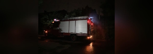 У Полтаві понад годину гасили пожежу у господарчій будівлі