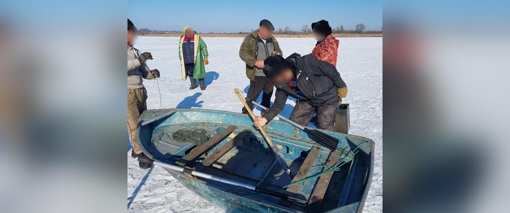 На Полтавщині двоє рибалок опинилися на відколотій кризі