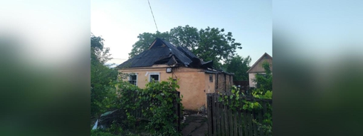 На Полтавщині понад дві години гасили пожежу у житловому будинку