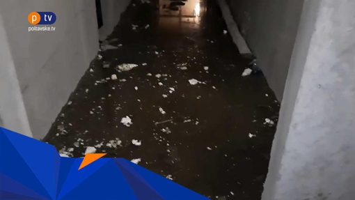 Нечистоти у підвалі, тала вода з даху: мешканці новобудов на вулиці Параджанова нарікають на компанію-забудовника