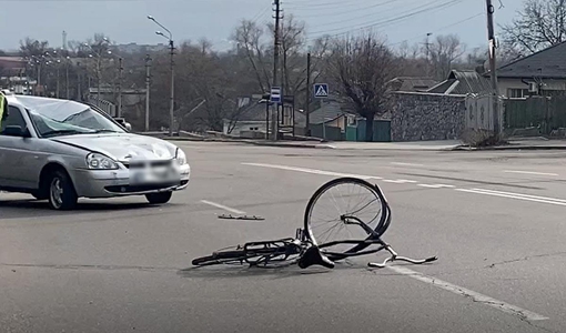 На Полтавщині легковик збив на смерть 64-річного велосипедиста