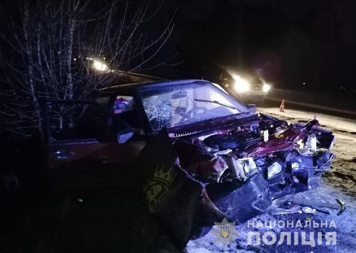 ДТП на Полтавщині: поранених людей з автівок деблокували рятувальники
