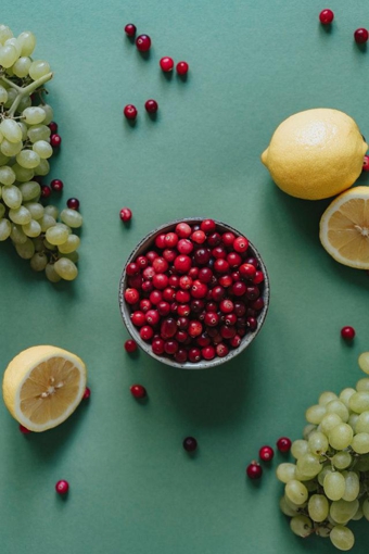 Смаки літа: лайфхаки із правильної заморозки ягід та фруктів