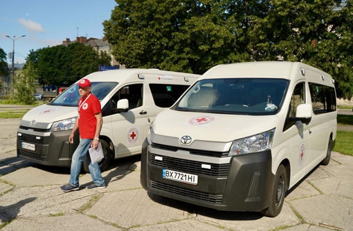 Червоний Хрест передав Полтавщині дві карети швидкої допомоги