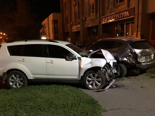 У Полтаві сталася аварія біля відділку поліції