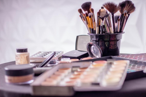 5 универсальных элементов макияжа, которые подойдут к повседневным образам